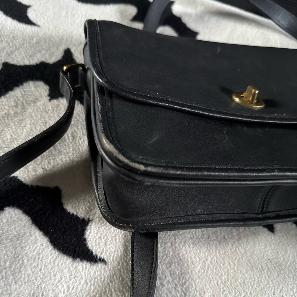 Vintage Coach Shoulder Bag - Picture 5 of 11